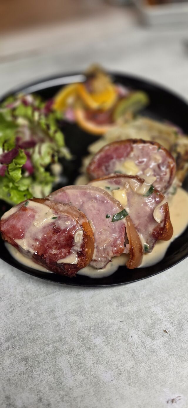 Jambonneau sauce comté et Morbier