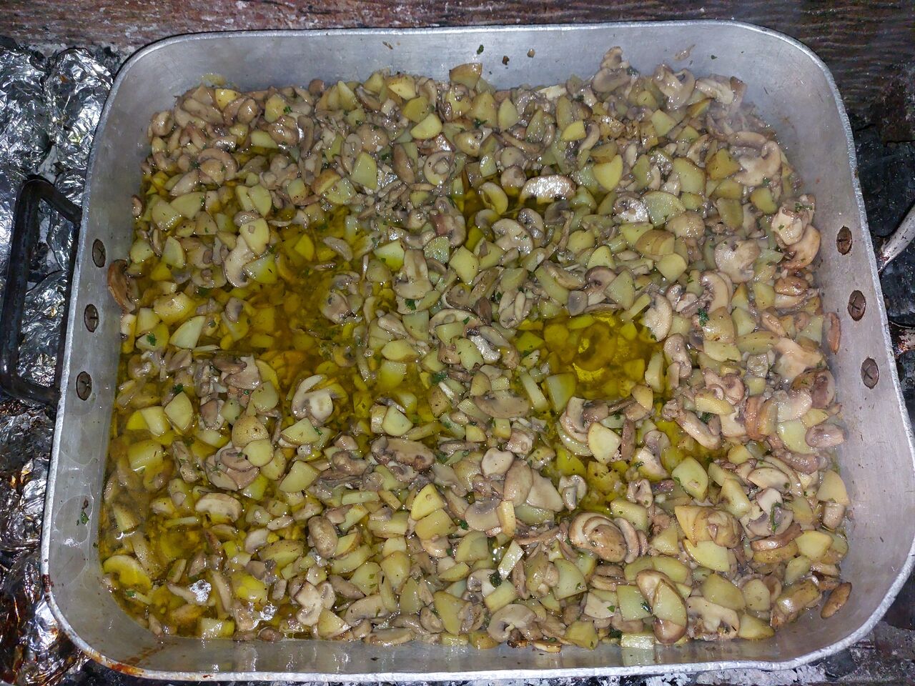 Poêler de PDT et champignons