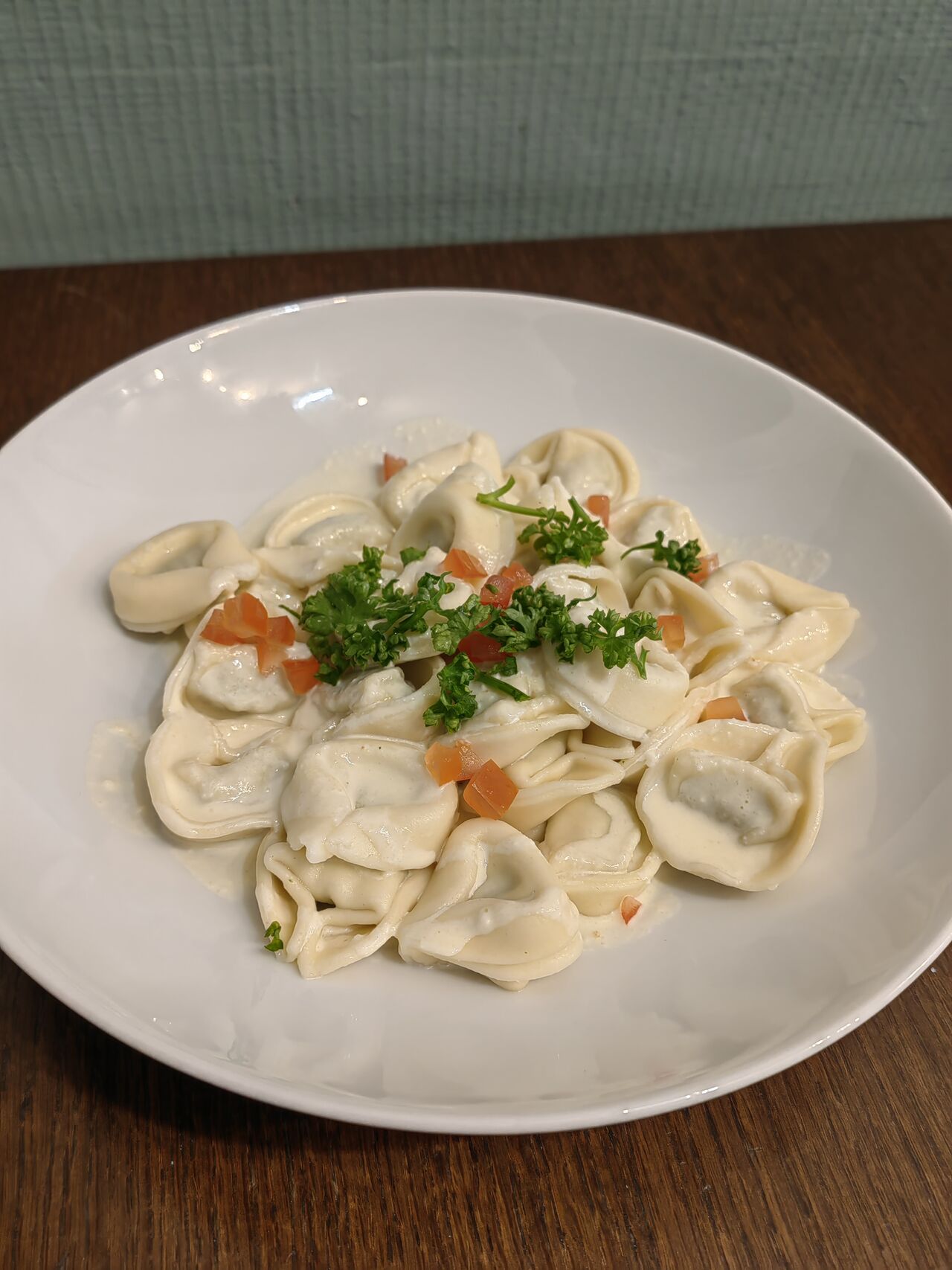 Tortelloni a la ricotta et épinards sauce fromagere