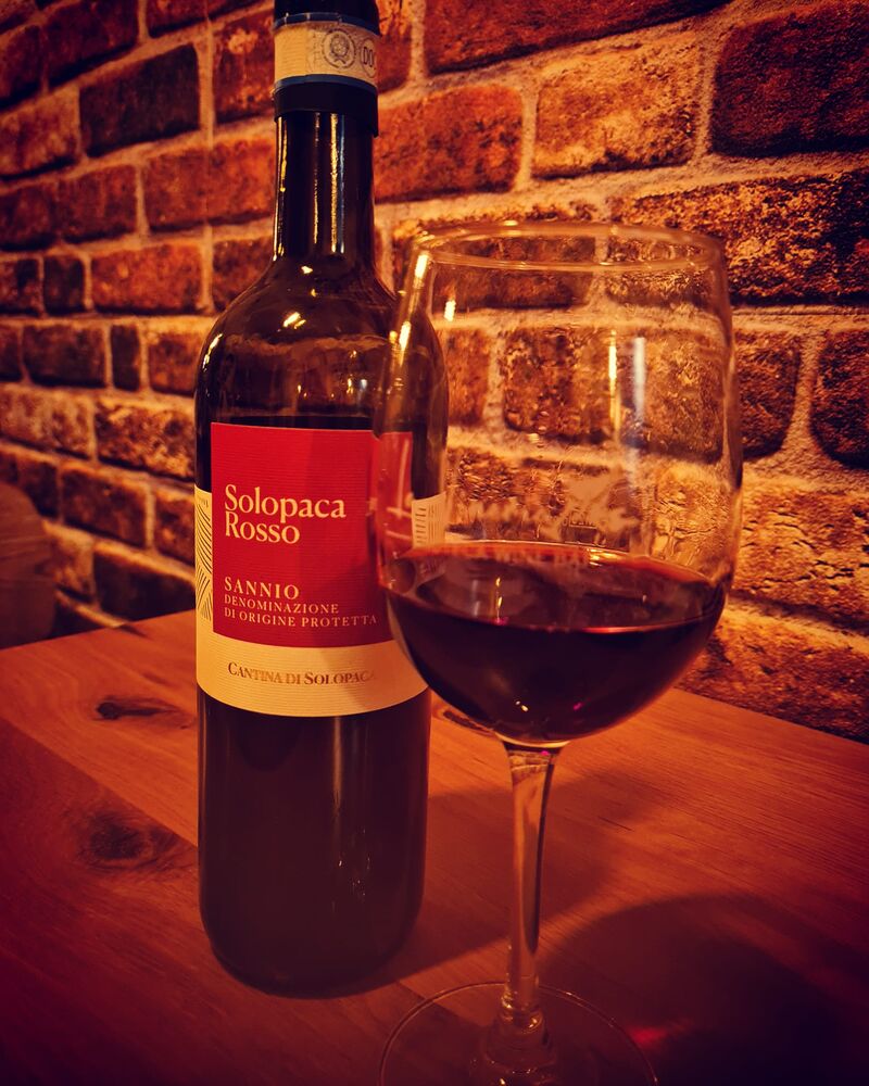 Solopaca Rotwein