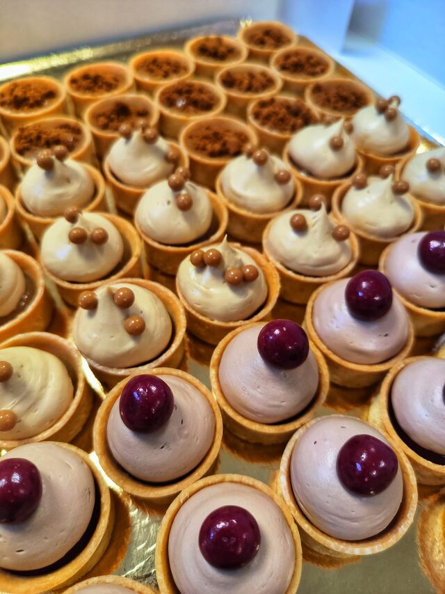 Pour vos comité d'entreprise, Anniversaire,Mariage, un large choix vous est proposé.4,50€ le lot de 3