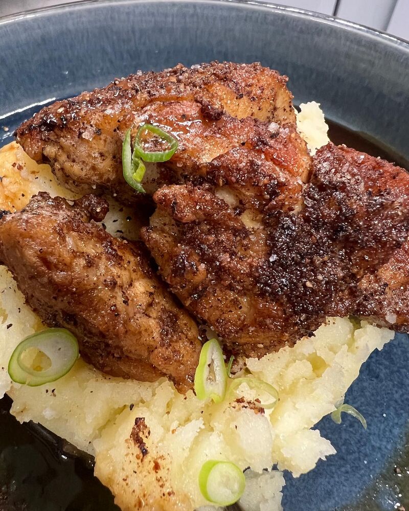 Les Ris de Veau, Jus Cap Corse et Embeurré de Pommes de Terre