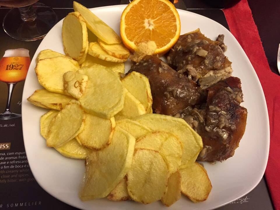 O verdadeiro leitão da bairrada e não à bairrada.