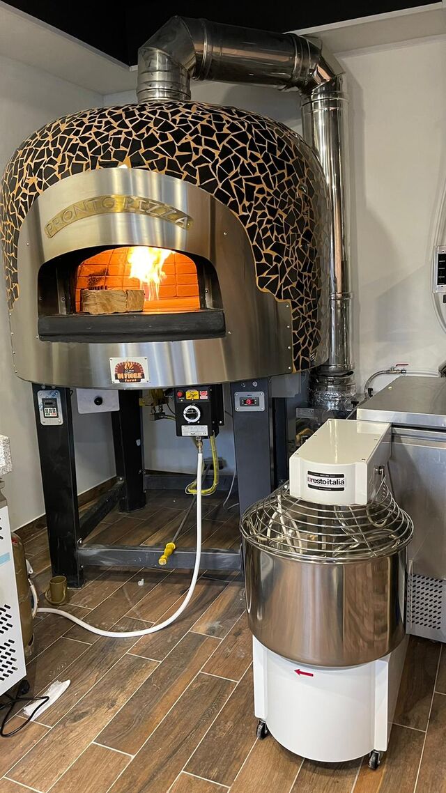 Four à Bois + Pétrin