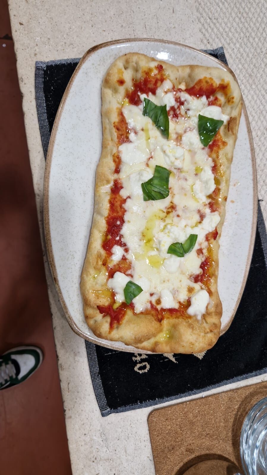 PINSA REGINA MARGHERITA