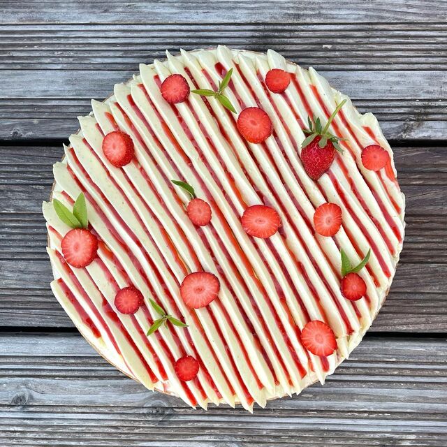 Tarte aux fraises et crème légère à la verveine