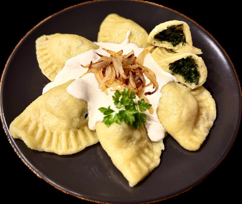 Bramborové pirohy se špenátem/420g/79,- Kč