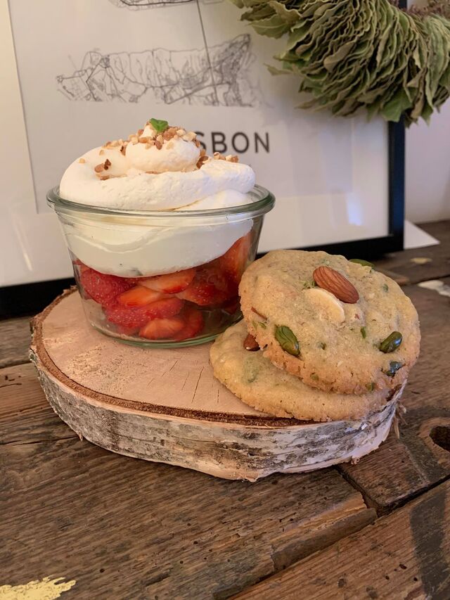 un souvenir de cet été Fraises chantilly au basilic