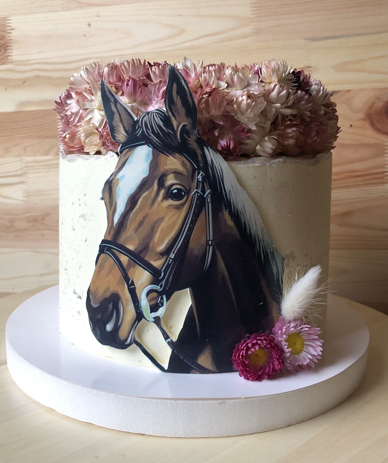 Torty okazjonalne - z wydrukiem na masie cukrowej oraz suszonymi kwiatami