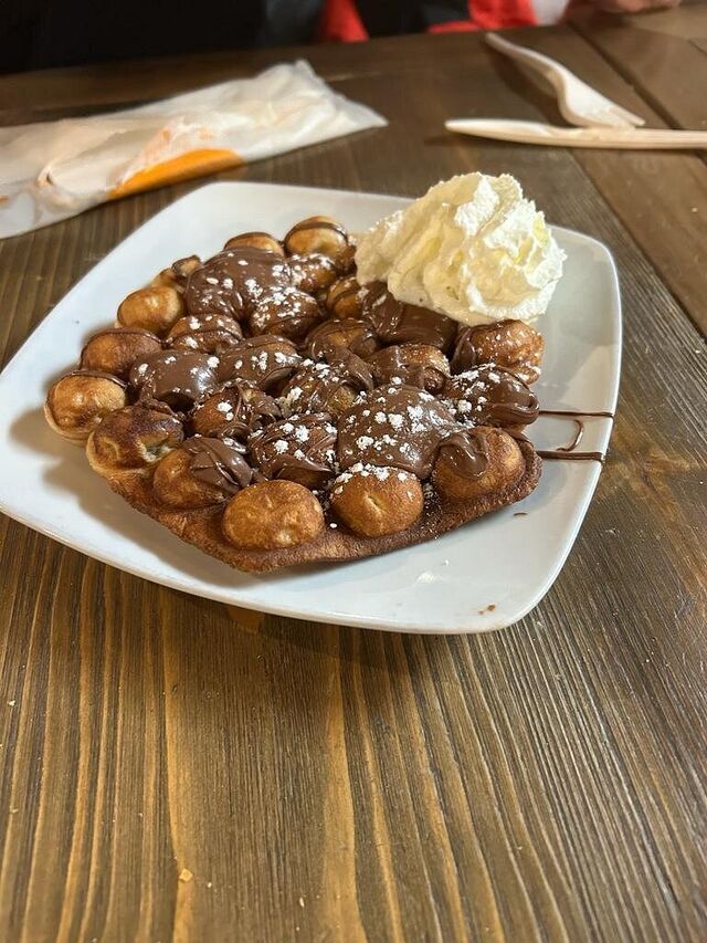 Profiteroles au chocolat fondue