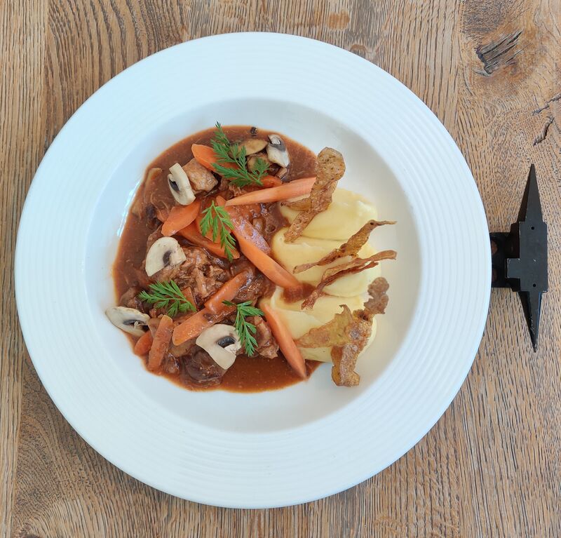 Ragout vom LiVar Klosterschwein 