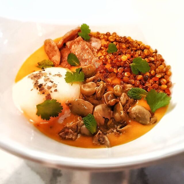 Crema Thai con Turrón, Habitas a la Navarra y Huevo a 65º