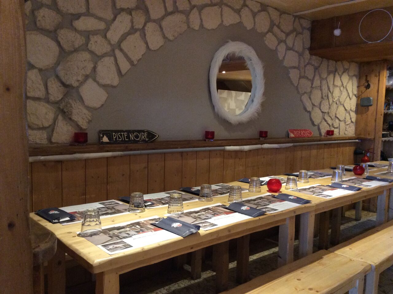 Intérieur du restaurant Demoiselle de Saix - Samoëns