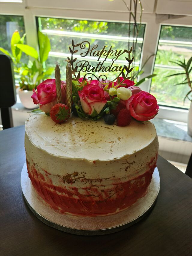 Blümchen Erdbeer Torte