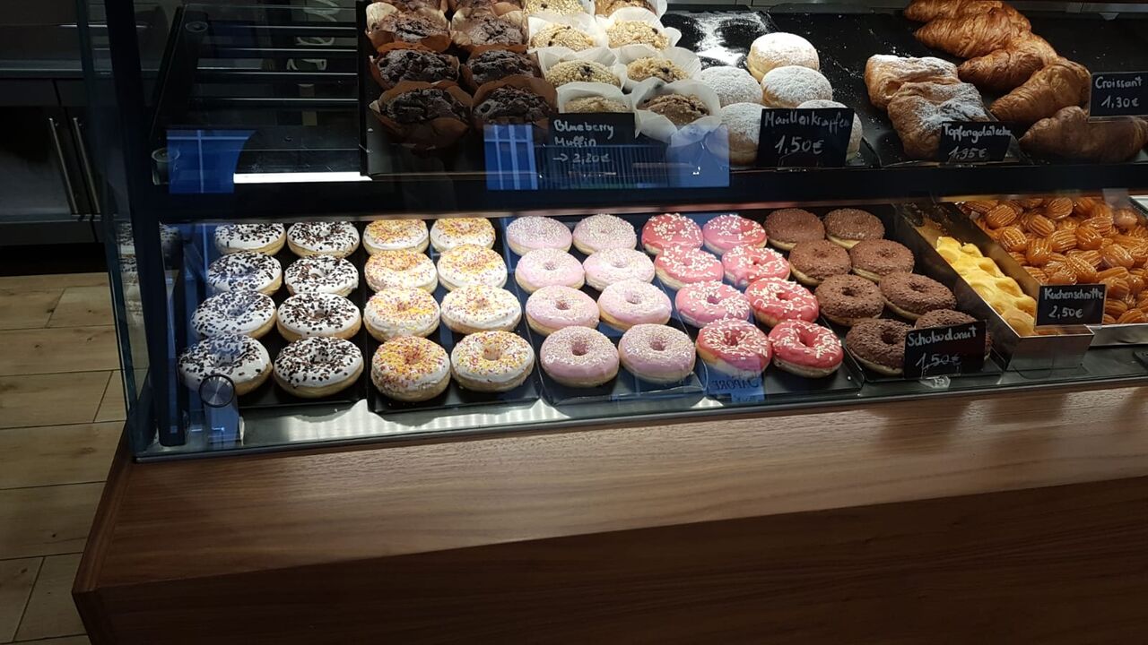 diverse Donuts