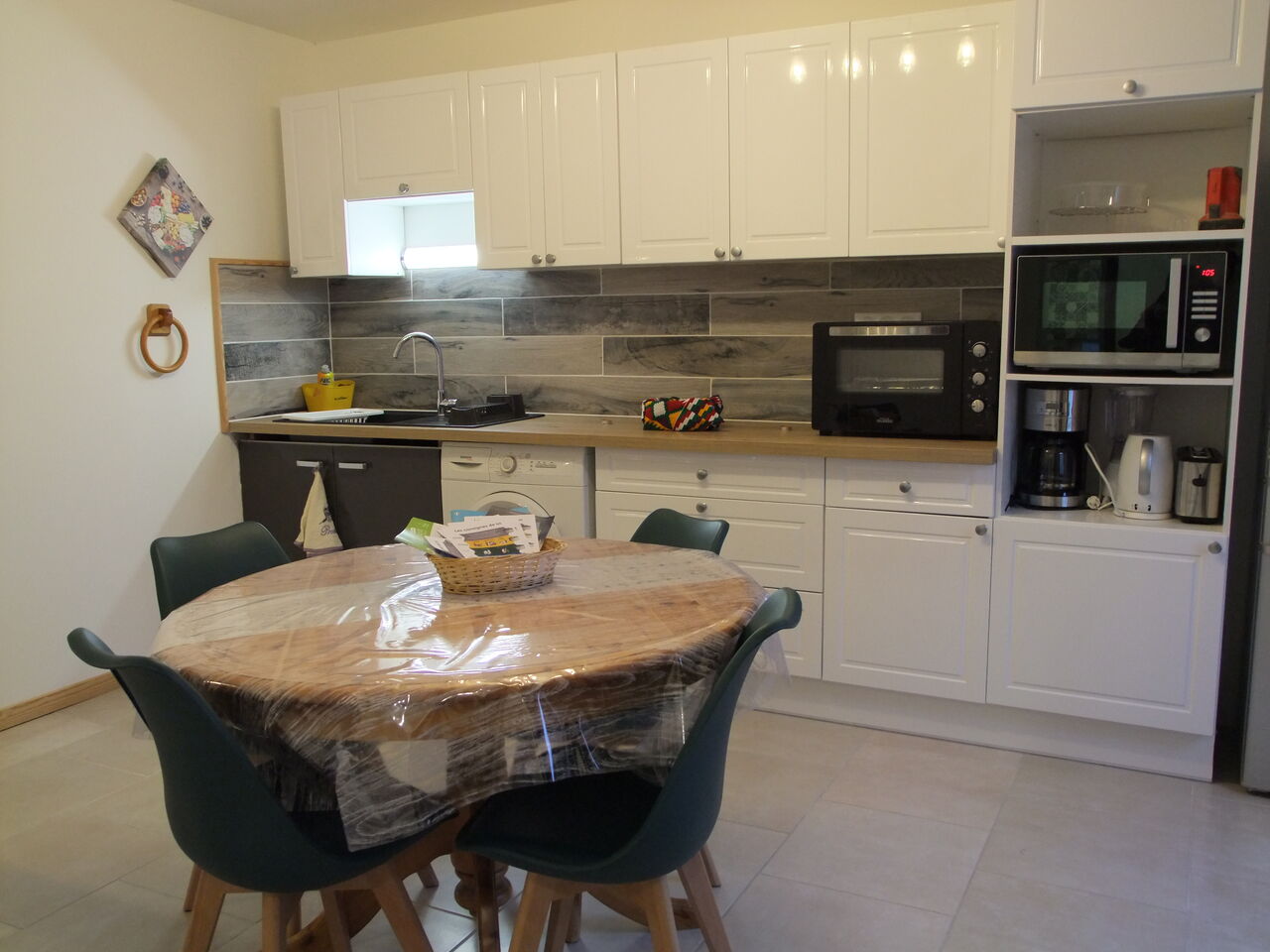 Gîte A KWABA AD. Cuisine