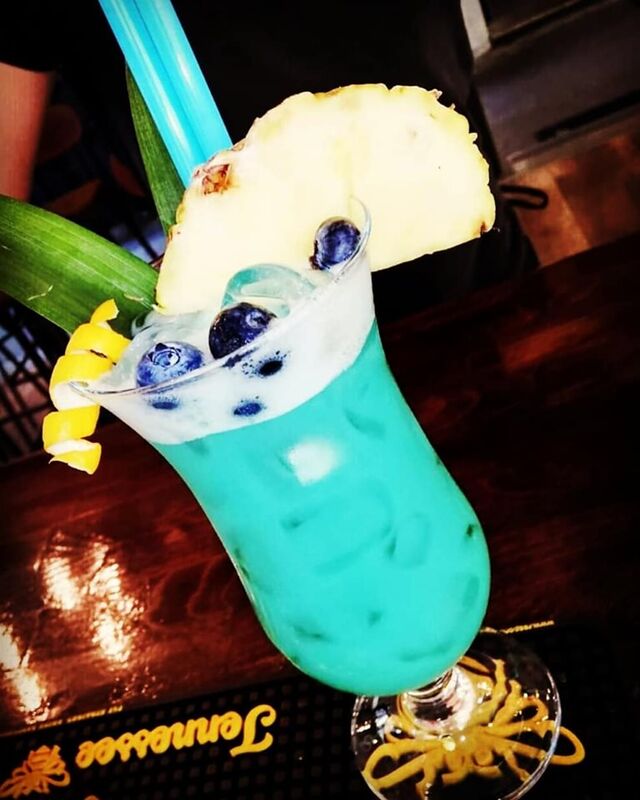 Blue hawaiian 