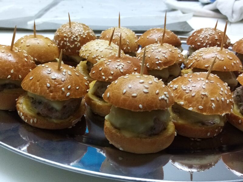 mini burger buffet dinatoire chaud mini steak maison