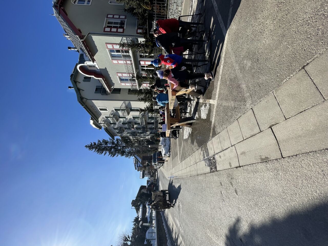 TERRASSE AU SOLEIL