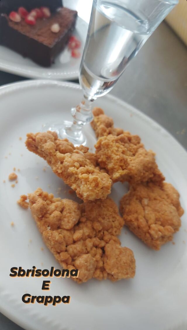 SBRISOLONA E GRAPPA