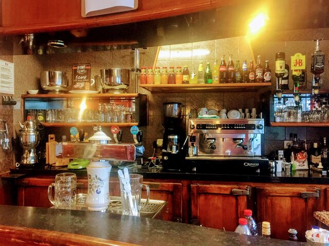 Notre bar avec un choix de boissons variées 