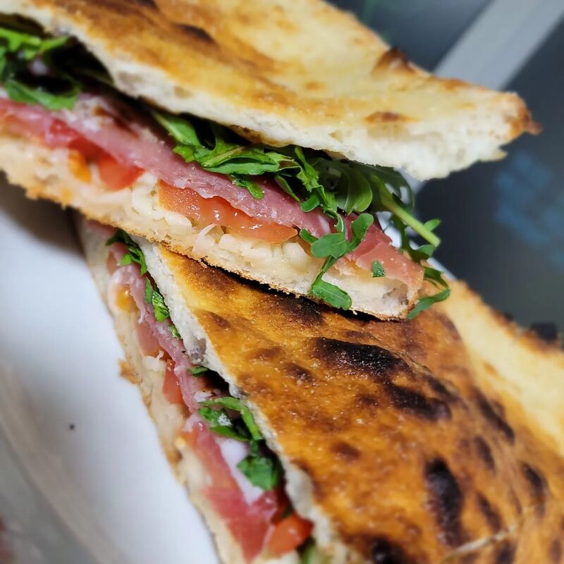 Sandwich Panini Crudo