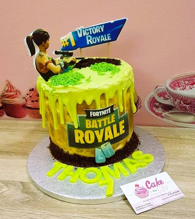 Gâteau thème Fortnite