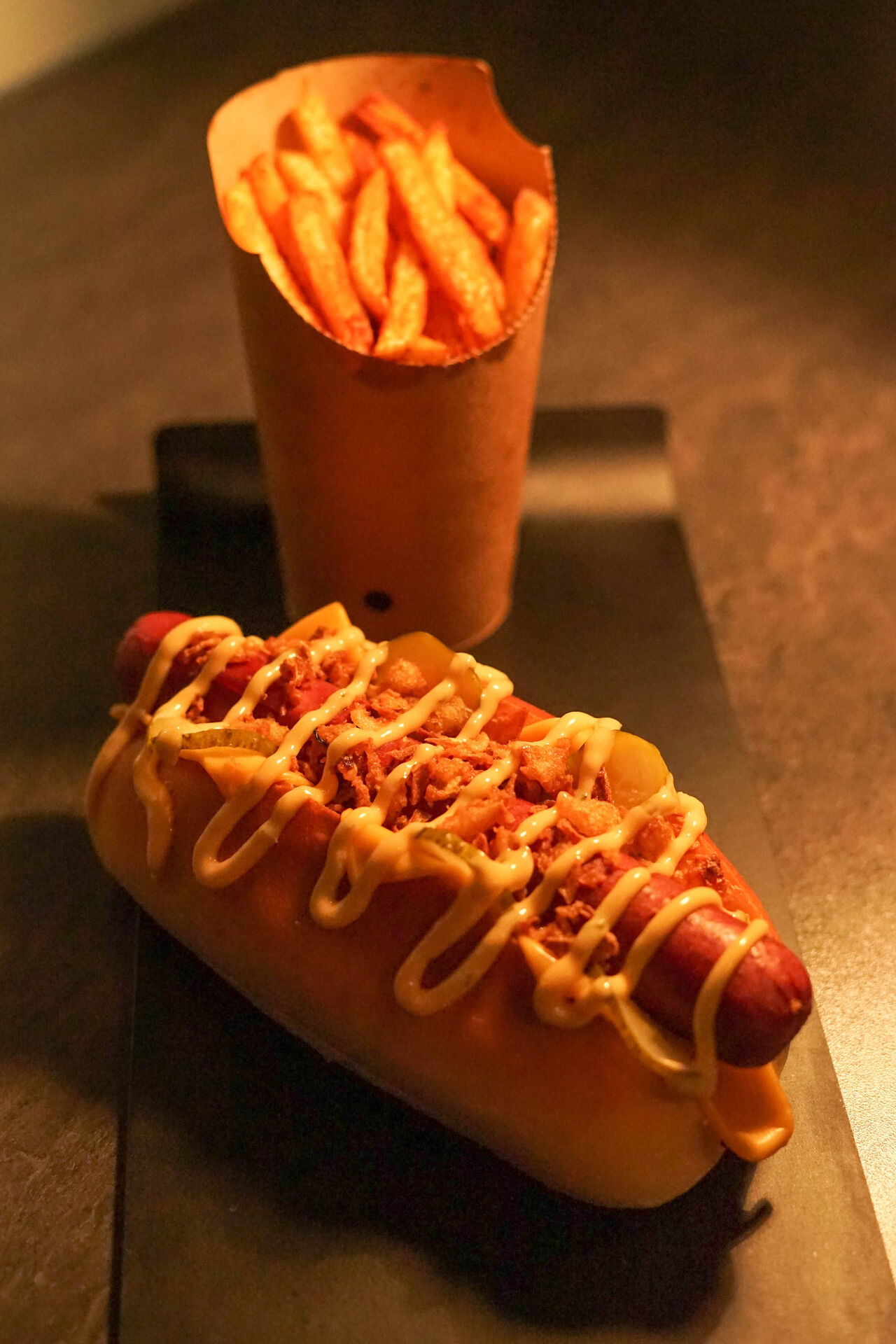 Le brooklyn notre produit phare en taille XL
* Saucisse pur boeuf
* Également disponible en taille M
