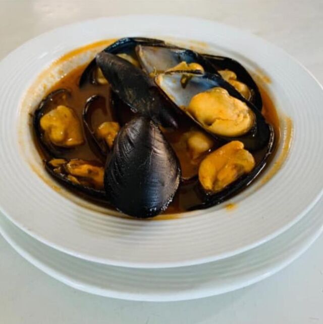 MEJILLONES A LA MARINERA