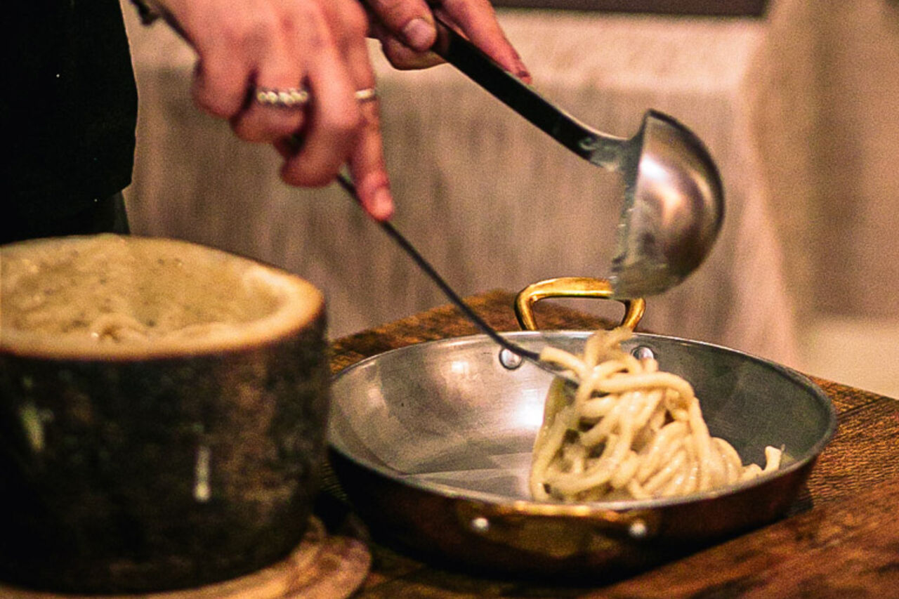 Bucatini Cacio e Pepe