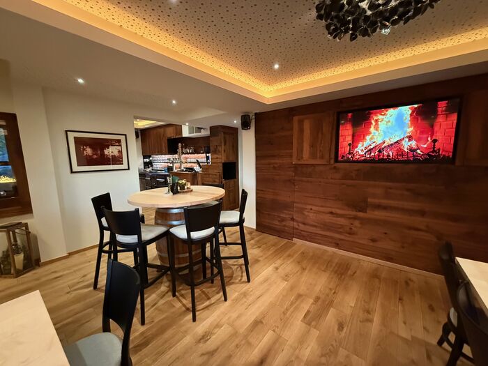 Hotel zur Talsperre in Heimbach, Germany