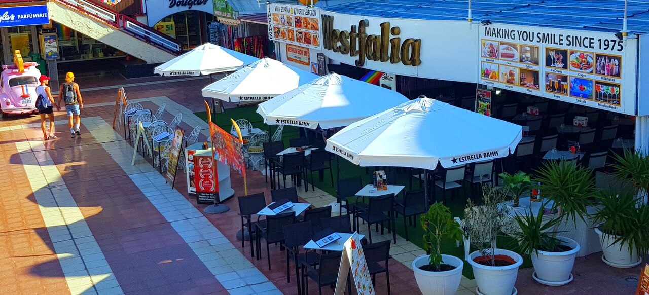 WESTFALIA SHOW TAPAS THE HEART OF THE SHOPPING CENTER CITA