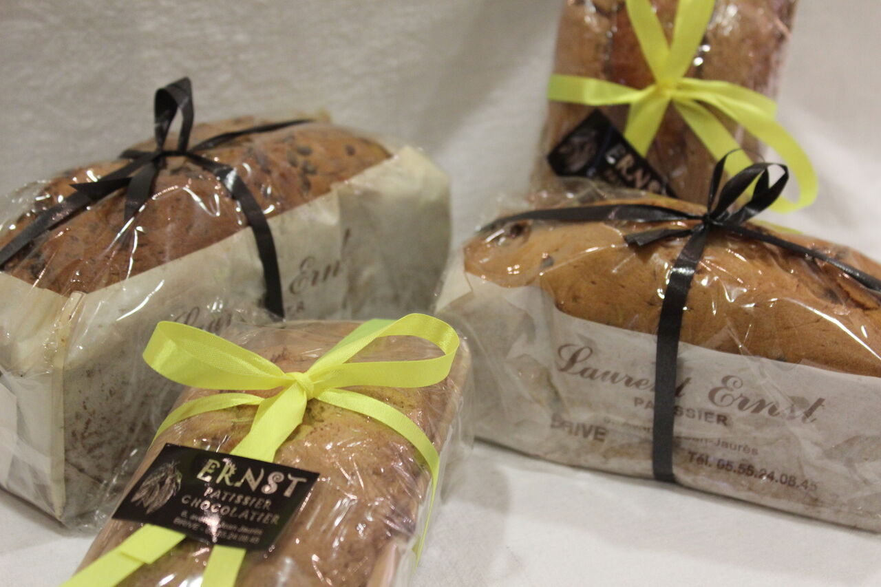 Nos cakes au citron, pépites de chocolat et fruits confits