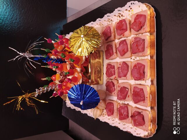 Plateau canapés/brochettes