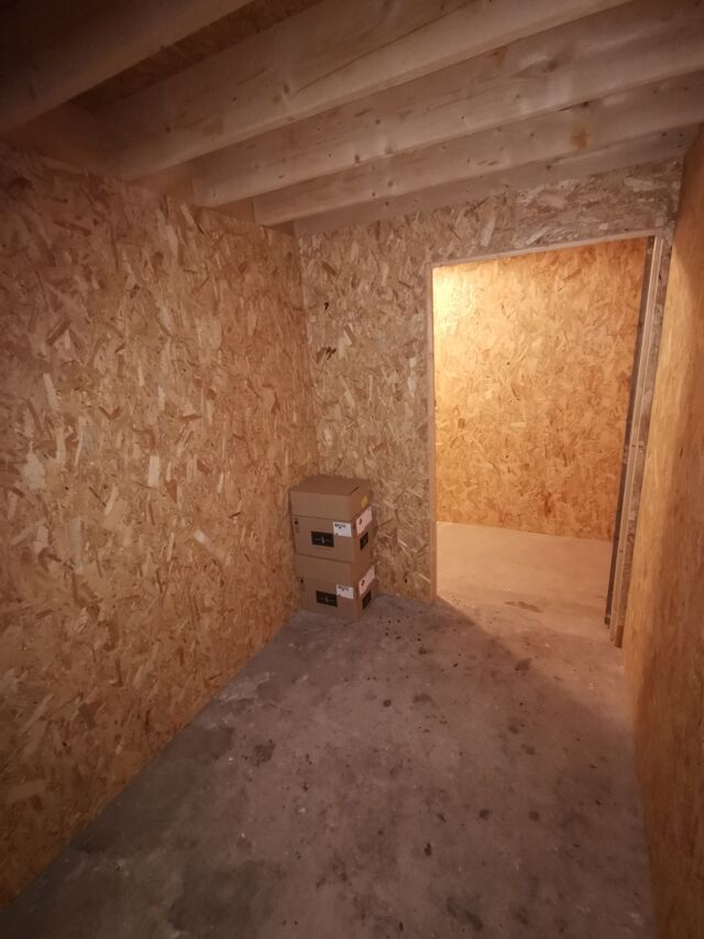 Intérieur box n° 7