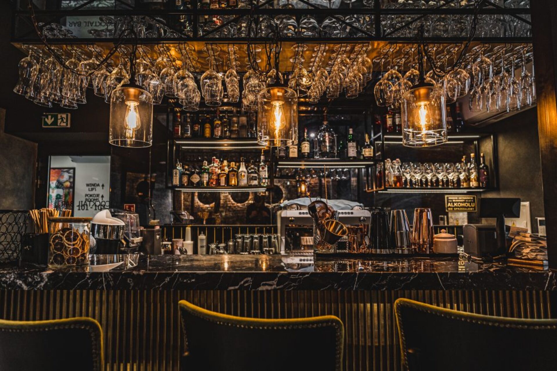 Stylowy i nowoczesny Lobby Bar