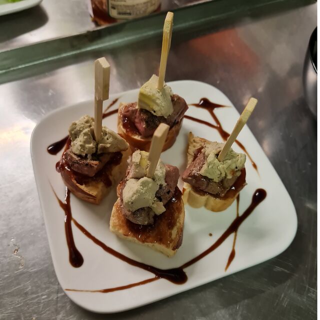 Nos Pinchos de Canard