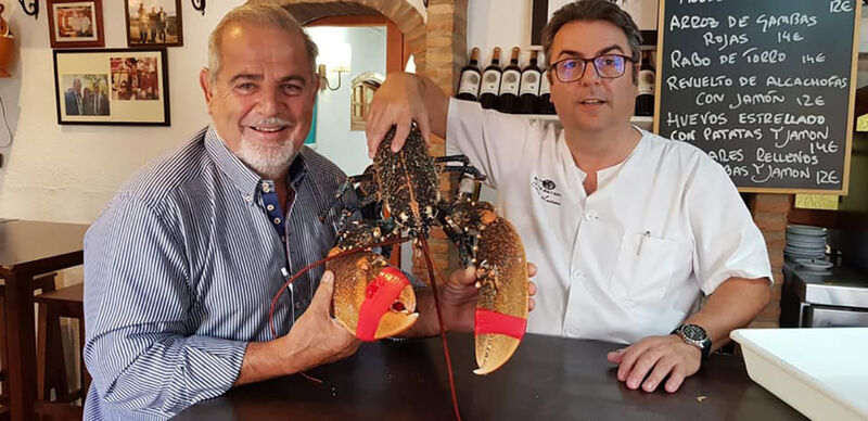 Y por supuesto en nuestro Restaurante no puede faltar el mejor marisco para satisfacción de los clientes más exigentes.