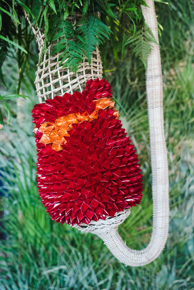 Paper & Plants Bar Decoration