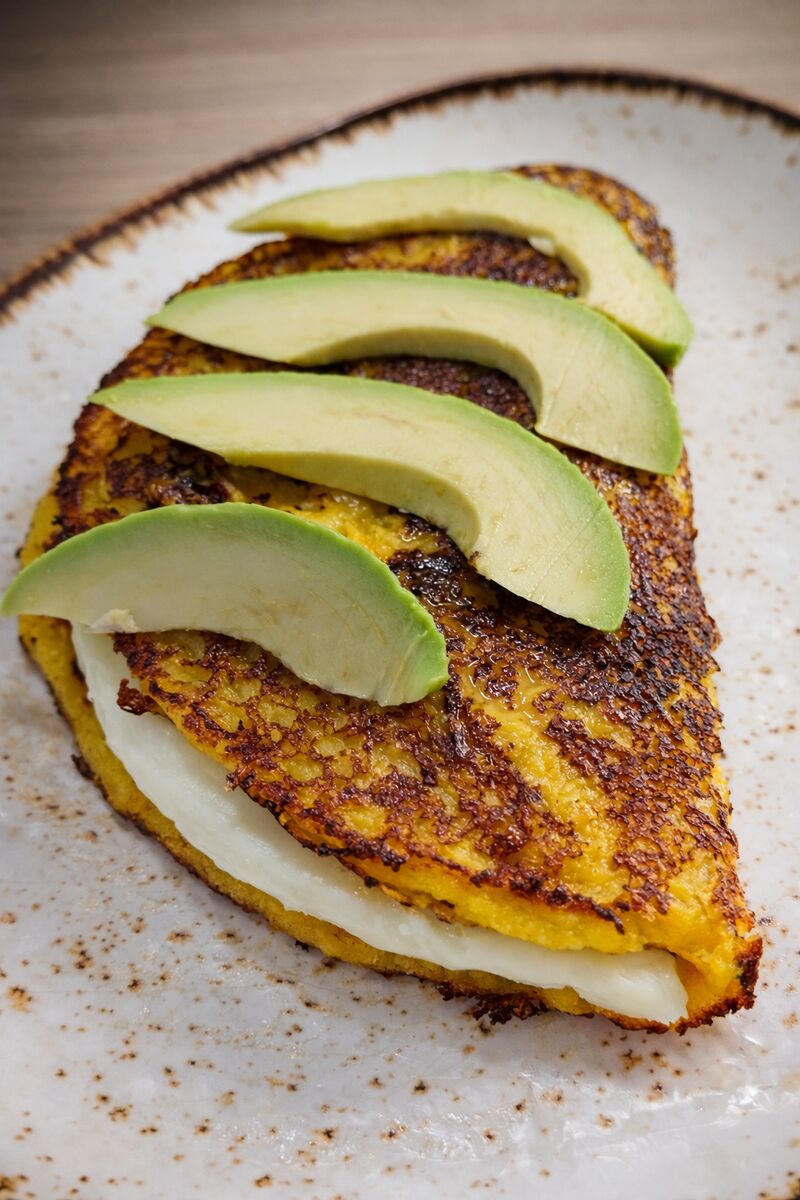 CACHAPA CON AGUACATE