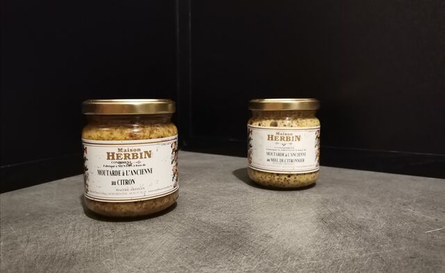 moutarde à l'ancienne au citron ou moutarde à l'ancienne au miel de citronnier 230g=6.10€ le pot 