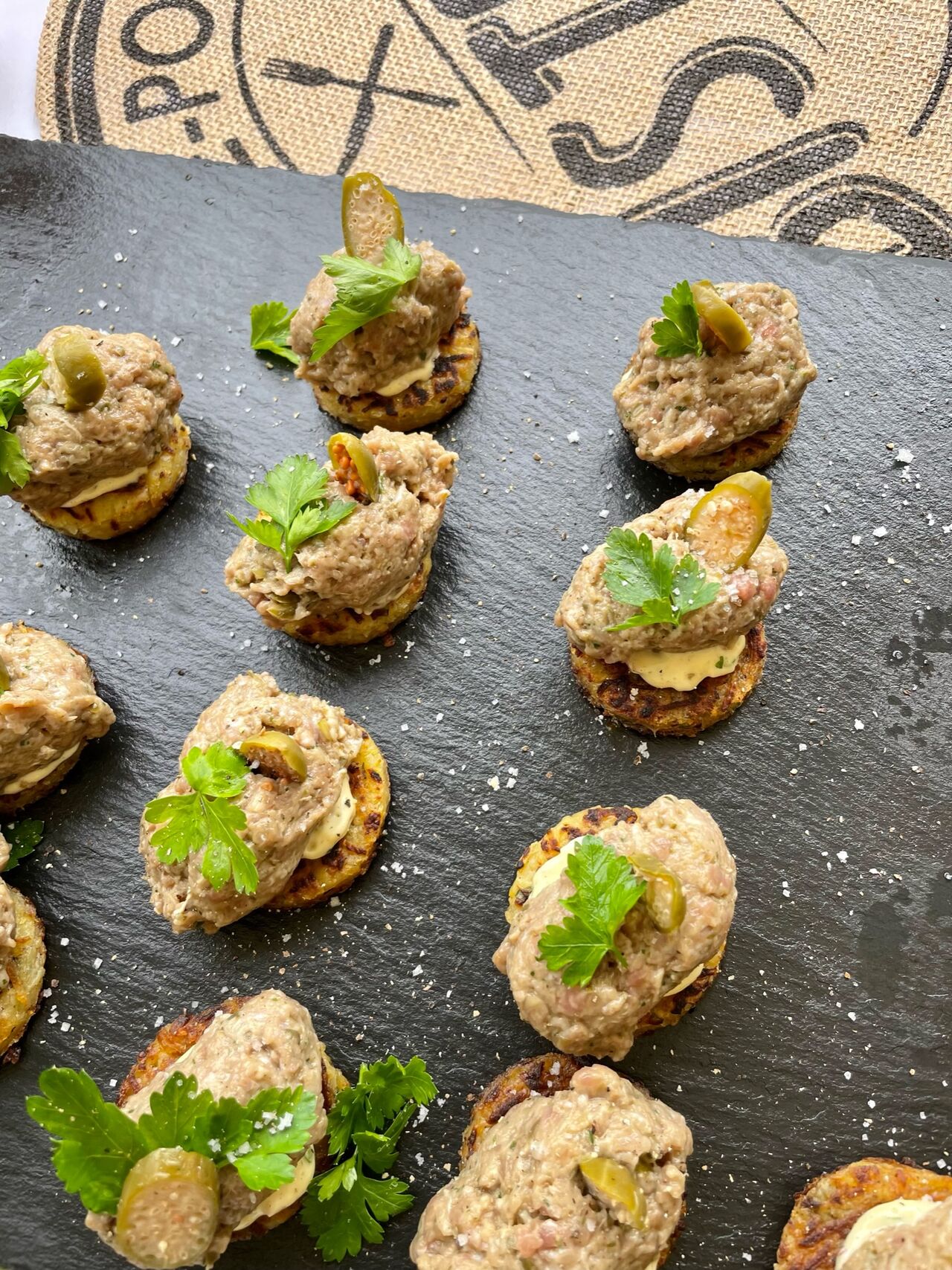 Filet américain pomme paillasson 