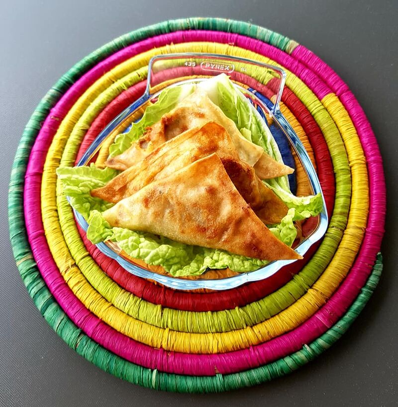 Samossas aux légumes et à la viande