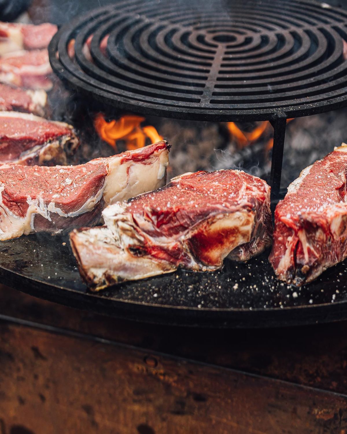 Côte de bœuf au brasero pays basque