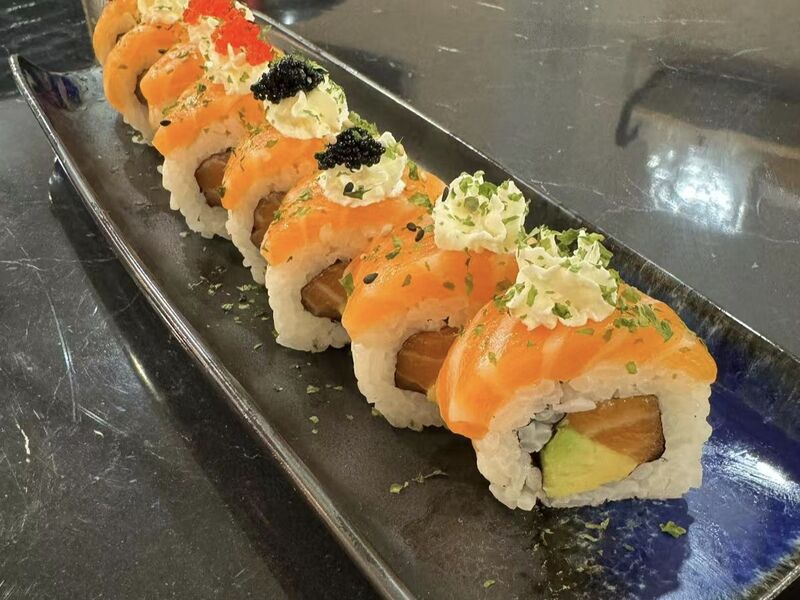 Uramaki Salmon 