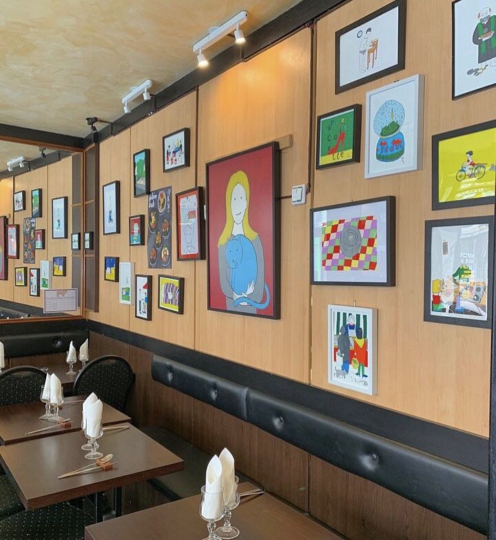 Notre restaurant décoré avec des oeuvres de l'artiste coréen Lee Kiejin
