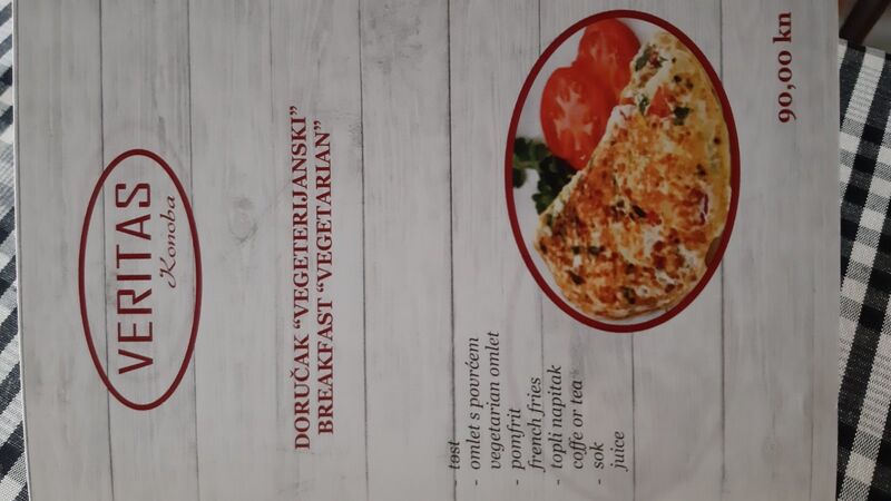 In our facility we offer various combinations of breakfasts 