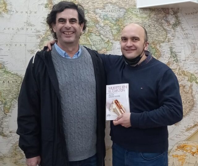 Muerte en el cartón.
Javier Sagastaberri 