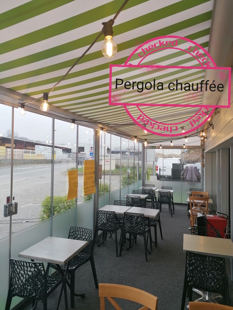 Notre Pergola ouverte l'été ou Chauffée l'hiver 
