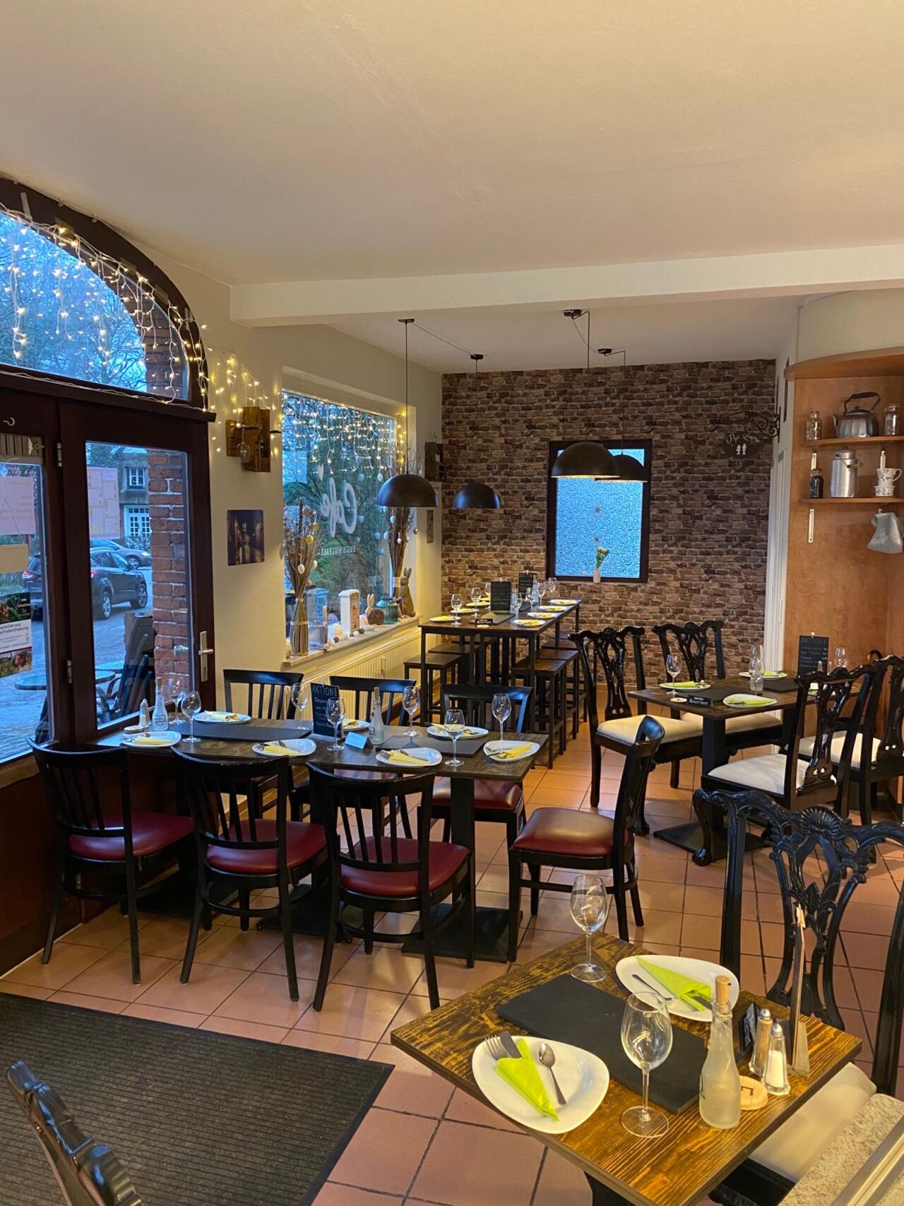 Geschlossene Gesellschaft